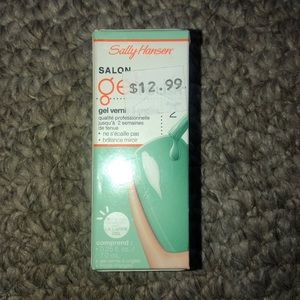 Makeup - Sally Hansen gel nail JADE color Makeup - Sally Hansen gel nail JADE color